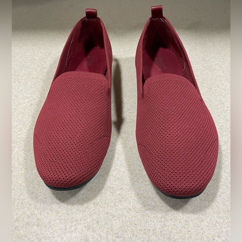 Slip-On Knit Flats in Wine - Picture 2 of 11